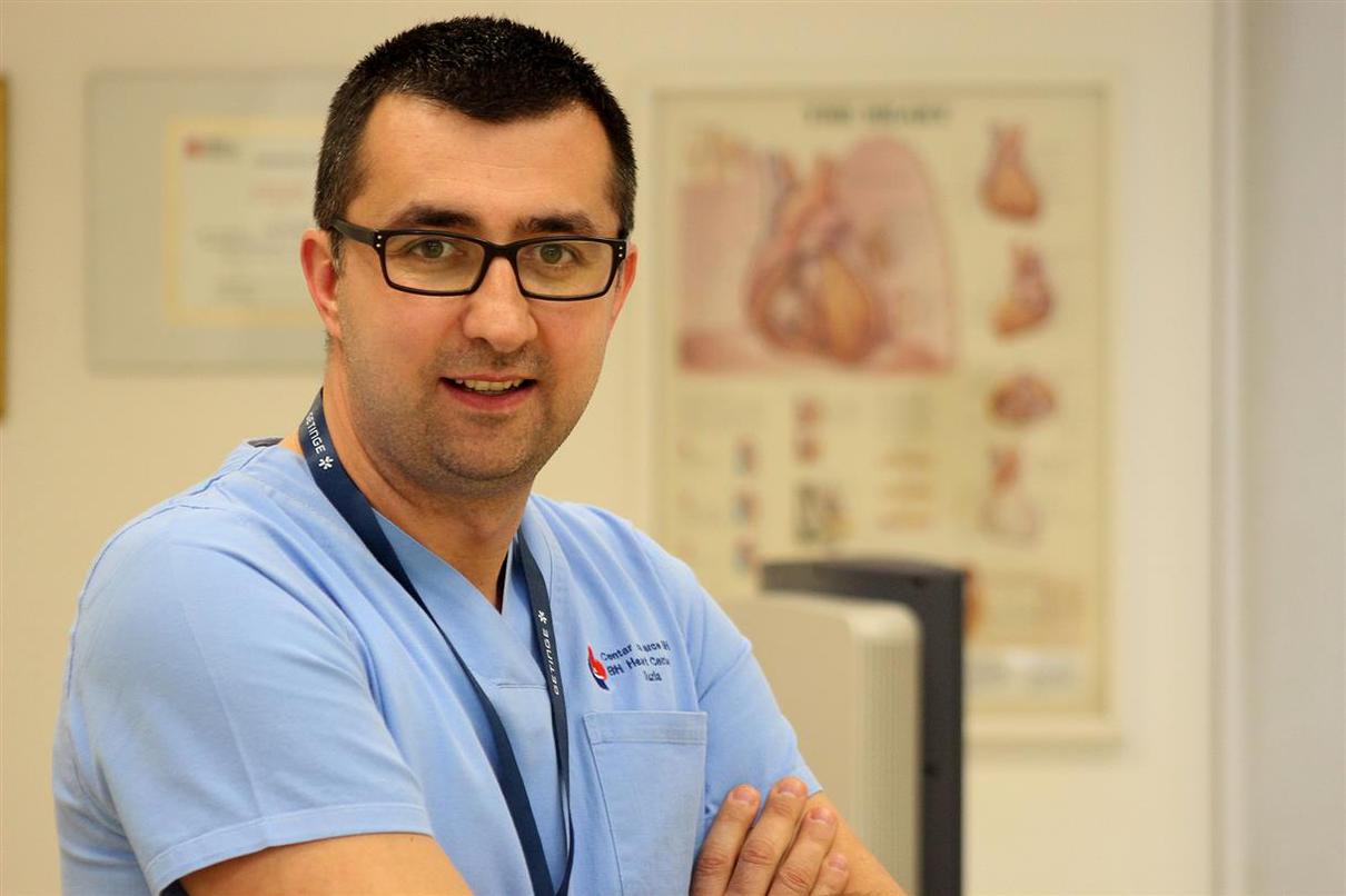 Dr. Mirza Jahić